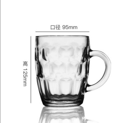 China Pattern and Handle Grip Beer Mug with Pattern Handle High Quality Glass Mug for sale