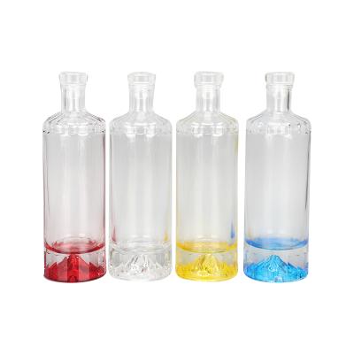 China Pharmaceutical Manufacturers Wholesale Transparent Wine Bottle Round White Wine Bottle for sale