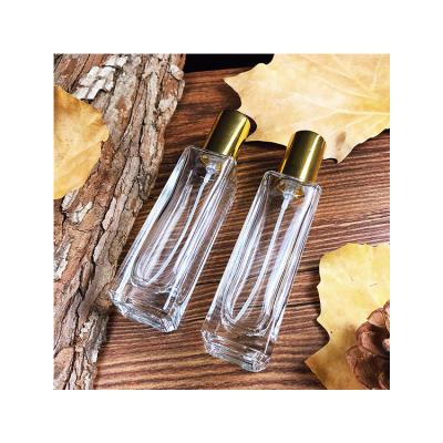 China Top Quality Gift Safety Light Weight Empty Fancy Glass 30ml Perfume Bottle for sale