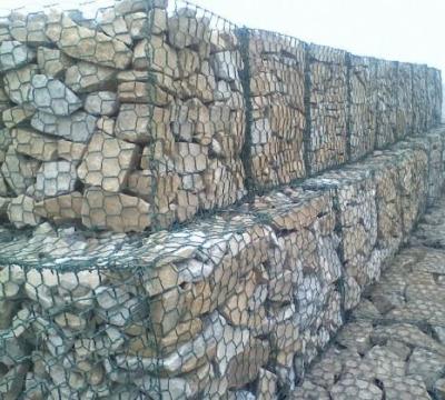 China Galvanisierter 80*100mm 2mm Gabion Draht Mesh Sturdy Woven Baskets zu verkaufen