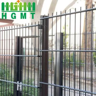 中国 8/6/8 Double Horizontal Wire Fence Hot Dipped Galvanized 販売のため