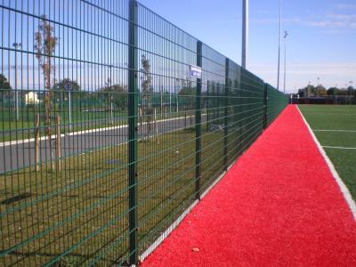 中国 868/656/545 Metal Twin Bar Double Welded Wire Mesh Fence Powder Coated 販売のため