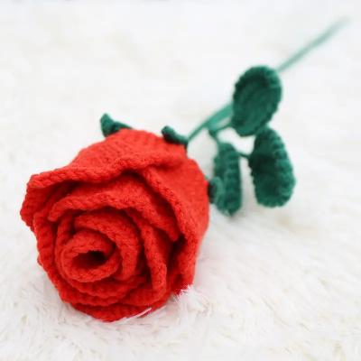 China Green Environmental Protection Hot Sales Wedding Decorative Knitting Flowers Small Daisy Tulip Bouquets Crochet Flower Handmade for sale