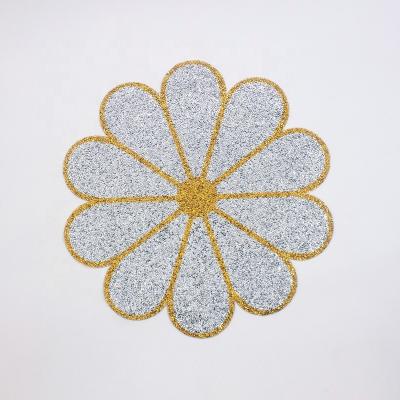 China Sustainable Sparkle Rhinestone Flowerburst Table Place Mat Rhinestone Place Mat For Home Decoration for sale