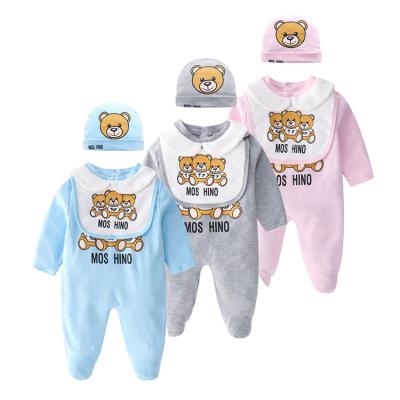 China 100% cotton 0-2 years old Unisex-kid newborn baby clothes 100% cotton jumpsuit, hat and bib sets baby romper printed with cute cartoon bear for sale