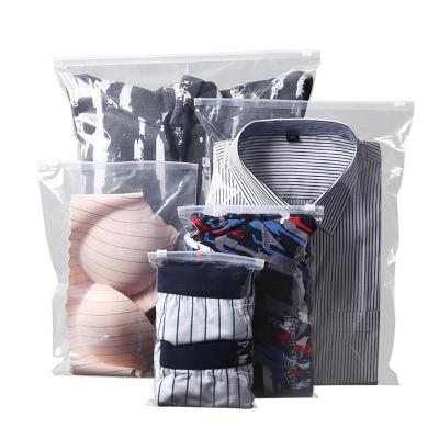 China Recyclable Custom Plastic Travel Underwear Logo Printing Plastic Bag Ziplock Waterproof Packaging Bag With Window And Hole Te koop