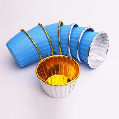 China Waterproof Paper Disposable Cupcake Cups Pastry Roll Non-Stick Baking Molds for sale