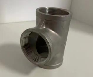 China Equal Butt Welded Stainless Steel Pipe Tee Schedules 10S Te koop