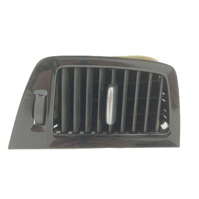 China YIQIDA High Quality Brand New Air Vent For Volvo XC90 OE 32277962 32277963 XC90 for sale