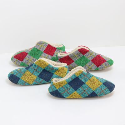 China Autumn and winter character indoor non-slip thick shoe plaid home soft female unique slippers for sale