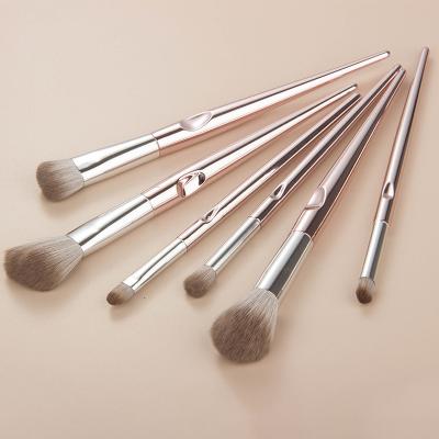 China Professional Smudge Brush Private Label Make Up Brushes Gold Powder Eyeshadow Cosmetic Makeup Brush Set With Case for sale