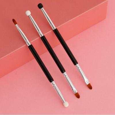 China Double Sided Flat Brush Concealer Makeup Sweeps Vegan Sponge Head Double Ended Makeup Brush For Concealer for sale