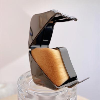 China New Design Smudge Brush Foundation Makeup Brush Flat Face Blush Liquid Powder Kabuki Foundation Single Brush for sale