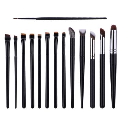 China Beauty Care Makeup Factory Best Quality Concealer Pencil Makeup Brush Wolf Tail Hair Vegan Eyeshadow Brush Makeup Tool Kit for sale