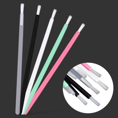 China High Quality Disposable Plastic Nylon Handle Hair Brush Disposable Makeup Brush Beauty Care Tools Lip Lip Brush for sale