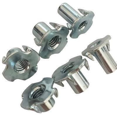 China Galvanized Four Claw Heavy Industry Tee Nut Furniture Wood Insert Nut for sale