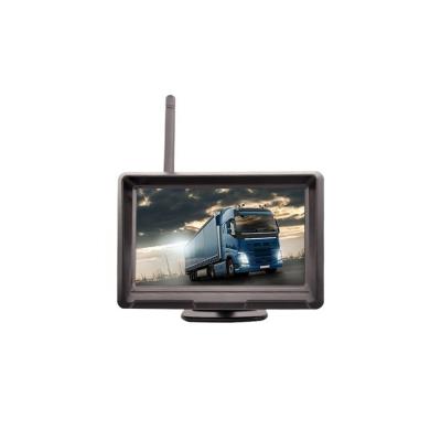 China 300M Car Security Camera with 5 Inch AHD Wireless Monitor for Truck Forklift Bus Night Version Long Distance Connect for sale