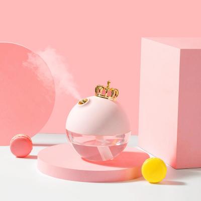 China Crown Mini USB Air Humidifier Atomizer Small Heart Wireless Humidifier Desktop Girl Creative Long Life Battery Gift for sale