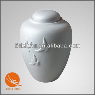 China Eco-friendly and biodegradable adult cremation urns, funeral urns for sale