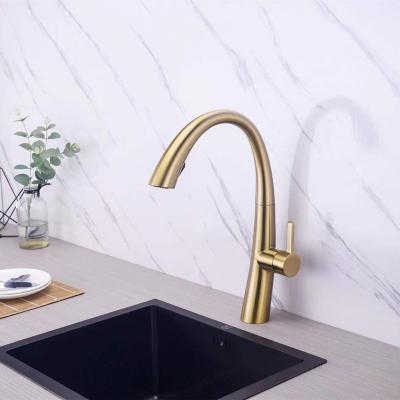 China Pull Out Spray cUPC 304 Stainless Steel Single Handle Pull Out Kitchen Sink Faucet Hot and Cold Water Mixer Tap with Sprayer for sale