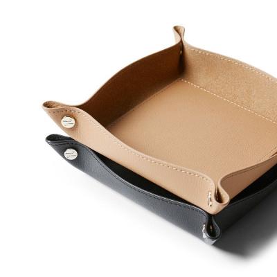 China Tray Home CLASSIC Custom Faux Leather Valet Jewelry Storage Basket Box Foldable Tray for sale