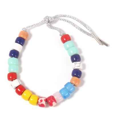 Chine La couleur multi impériale de Howlite perle des bracelets pour l'approbation des vacances RTS à vendre