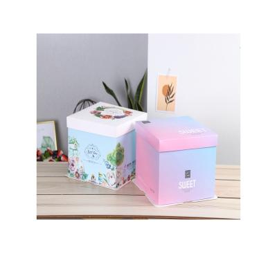 China Recycled Materials 2022 New Fashion Cardboard Display Cake Box Single Layer Paper Gift Box for sale