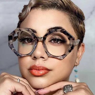 China For 2021 vintage women blue light glasses reading glass anti optical frames computer glass clear transparent irregular glass for sale