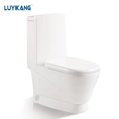 China New Design Toilet Washdown Double-flush L5213 One-Piece Toilet Arab Ceramic Sanitary Ware One-piece Elegant Design for sale