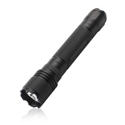 China Donlyn 2021 P8 LED Portable Outdoor Waterproof Torch Light Non-slip Led Tactical Flashlight for sale