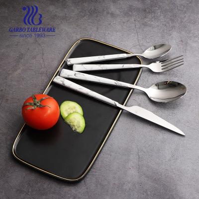 China Viable wholesale flatware set stainless steel dinneware 4pcs set cutlery set with colored plastic handle for sale