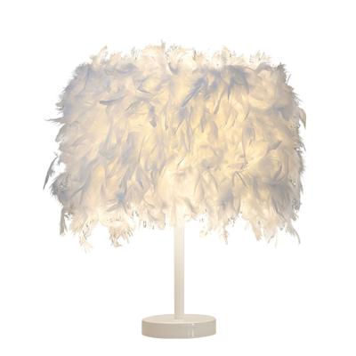 China Modern Hot Selling Nordic Modern Table Led Feather Light Desk Lamp For Home Room Decor Bedroom for sale