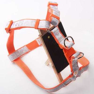 China Sustainable Made In China Dog Products Stops Pulling Pet Harness And Leashes for sale