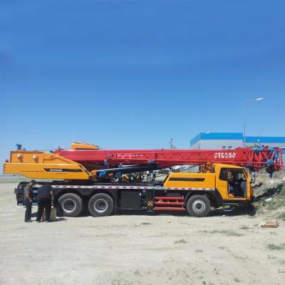 China TRUCK CRANE 16 Ton Crane Truck Pickup Crane STC160 with 40m lifting height for sale