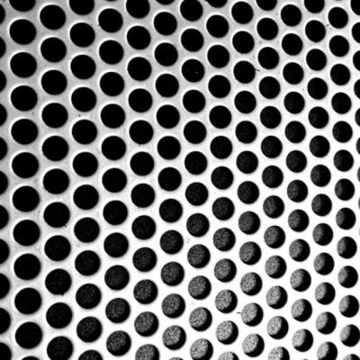 China Factory 1mm Perforated Hole Galvanized Hexagonal Aluminum Perforated Metal Mesh Speaker Grille Sheet for sale