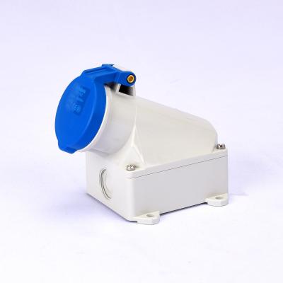 China Industrial Standard IP44 European Industrial Wall Mounted Socket for sale