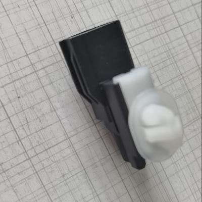 China Original Outboard Engine Parts Temperature Impact Sensor Fit For BAIC BJ40 for sale