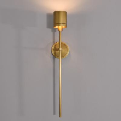 China Modern Elegant Simple Modern Decoration Lamp Tall Linear Mounted Brass Sconce for sale