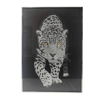 China Modern Animal Leopard Wall Painting Crystal Porcelain Wall Art Custom Designs for sale