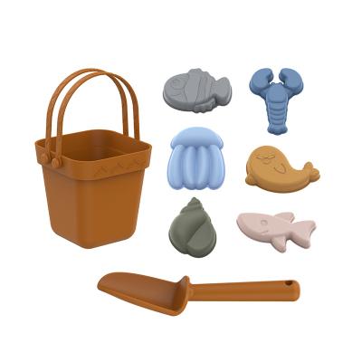 China 100% Eco-Friendly Summer Hot Sales Amazon Toy Wheat Straw Baby Kids Play Sand Bucket Silicone Outdoor Beach Toys Set with Shovel and Animal Model for sale