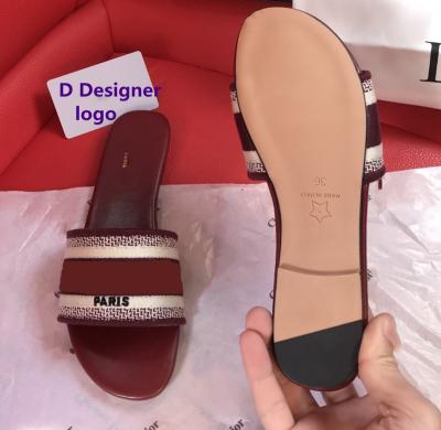 China Fashion Trend D famous brands women good quality genuine leather slides and flat sandals and embroidery sandals for sale