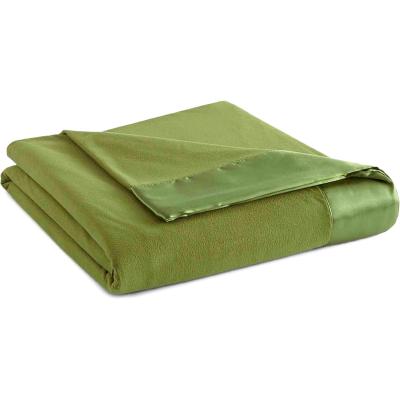 China 100% Soft Polyester Army Fleece Thick Warm Fluffy Comfortable Waterproof Satin Border Military Blanket for sale