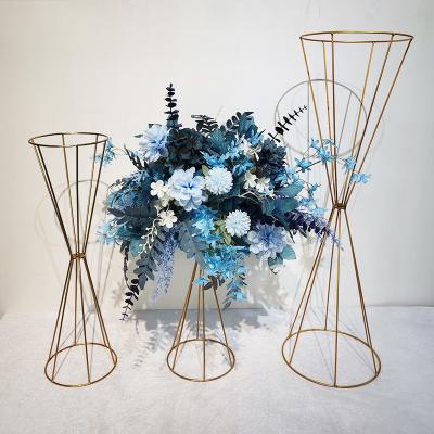 China Amazon Durable/Long Lasting Hot Selling Creative Simple Flowers Racks Dinner Centerpiece Event Restaurant Hotel Decoration Wedding Table Flower Stand for sale