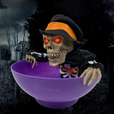 China Indoor Decoration Halloween Animatronic Decorations Party Supplies Dishes Purple Skeleton Halloween Fruit Bowl for sale