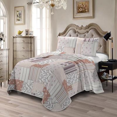 China European Style Home Cotton Embroidery Patchwork Bedspread Bedding Set Luxury Comforter for sale