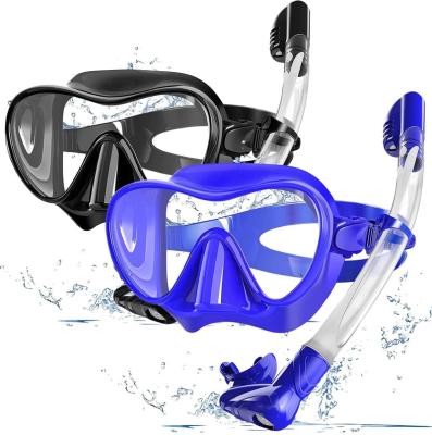 China Factory Supply New Arrival Wide Frame 180 Snorkel Mask Set Low Volume Silicone Strap Scuba Diving Mask And Snorkel Set for sale