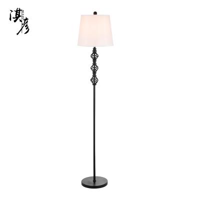 China Modern Stylish White Fabric Shade Floor Light Living Room Position Floor Lamp for sale