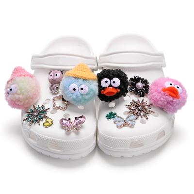 China Eco-froendly Fast Delivery Fur Shoe Charms Shoe Decoration 5cm Color Black Medium Size Plush Ball Clog Accessories Random Custom for sale