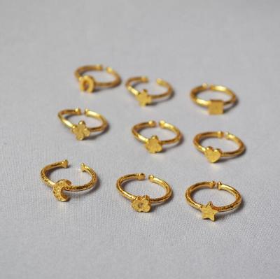 China Vintage 18K Romantic Delicate Hammered Ring Jewelry for sale