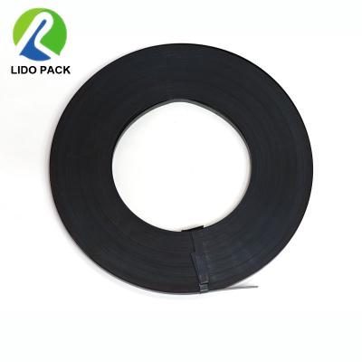 China Manual Wrapping Black Painted Steel Strapping Band Oscillated Wound Black Waxed Metal Strapping for sale